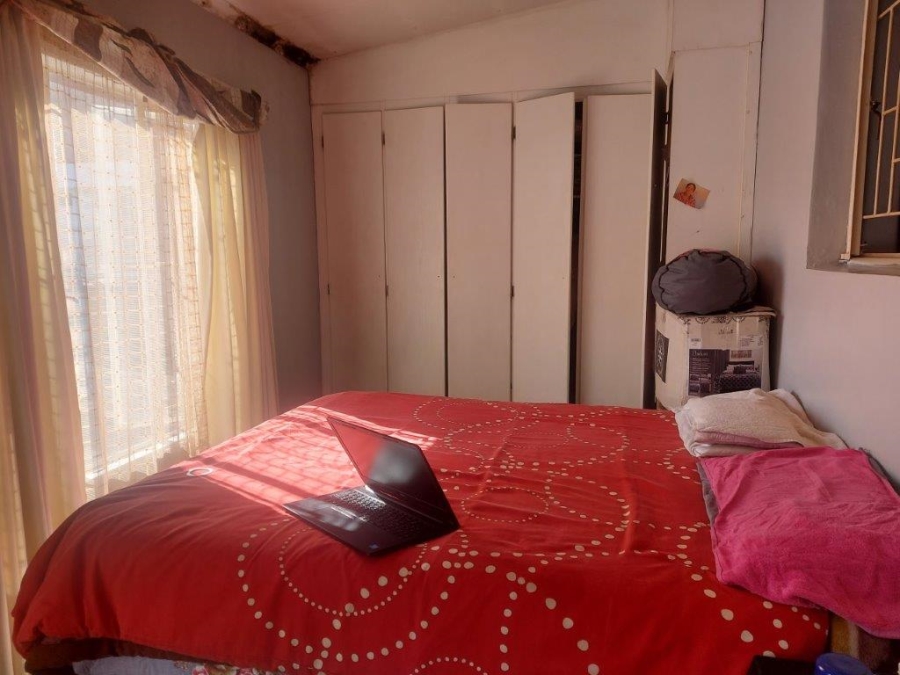 1 Bedroom Property for Sale in Mid Town North West